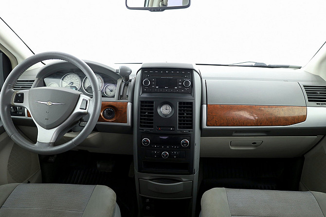 Chrysler Grand Voyager Comfort ATM 2.8 CRD 120kW Таллин - изображение 5