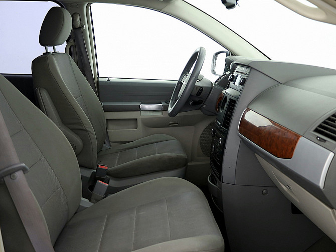 Chrysler Grand Voyager Comfort ATM 2.8 CRD 120kW Таллин - изображение 6