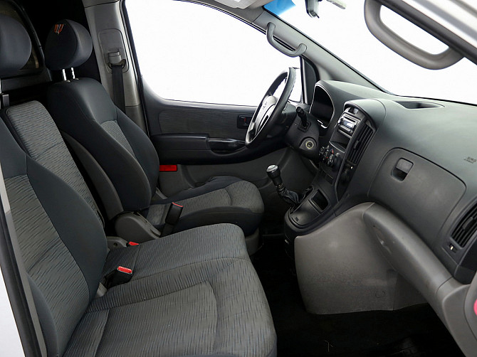 Hyundai H1 Van 2.5 CRDi 120kW Таллин - изображение 6