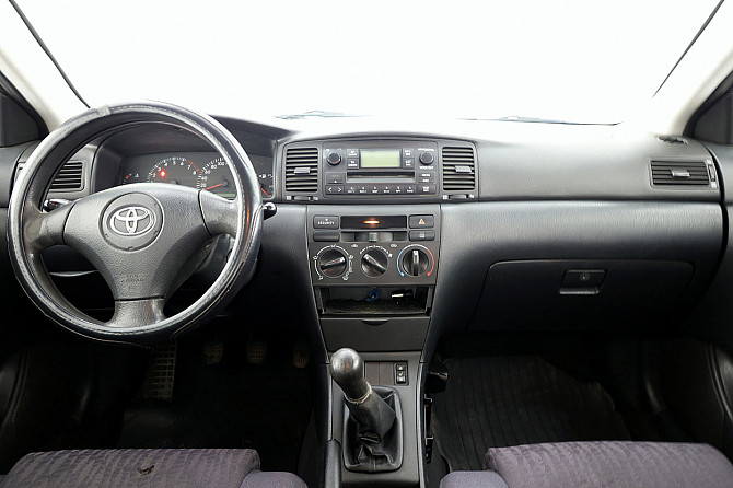 Toyota Corolla Comfort 1.4 71kW Таллин - изображение 5