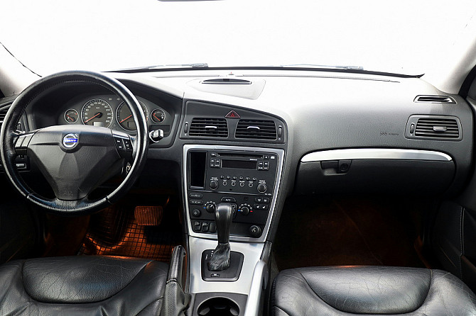 Volvo XC70 Summum Facelift ATM 2.4 D5 136kW Таллин - изображение 5