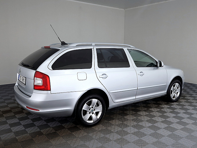 Skoda Octavia Highline Facelift ATM 2.0 TDI 103kW Tallina - foto 3