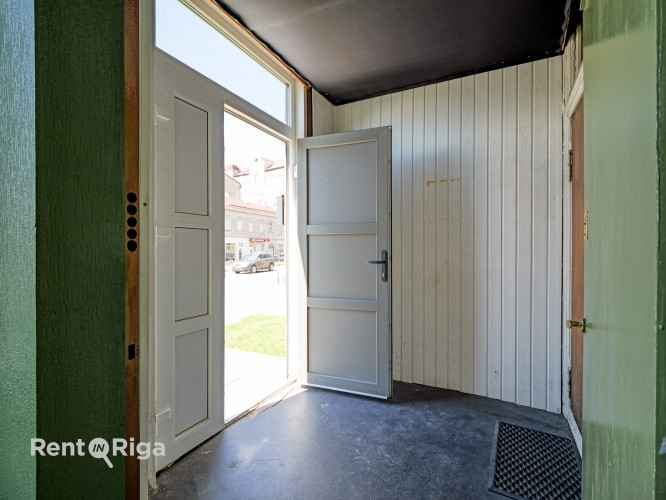 Pieejamas biroja telpas Lāčplēša ielā 79  dinamiskā un strauji attīstošā Rīgas centra Rīga - foto 7