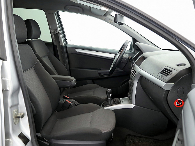 Opel Astra Elegnace Facelift 1.7 CDTi 81kW Tallina - foto 6