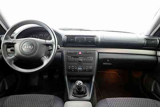 Audi A4 Comfortline Facelift 1.6 74kW Таллин