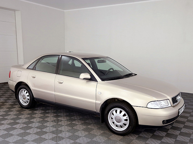 Audi A4 Comfortline Facelift 1.6 74kW Таллин - изображение 1
