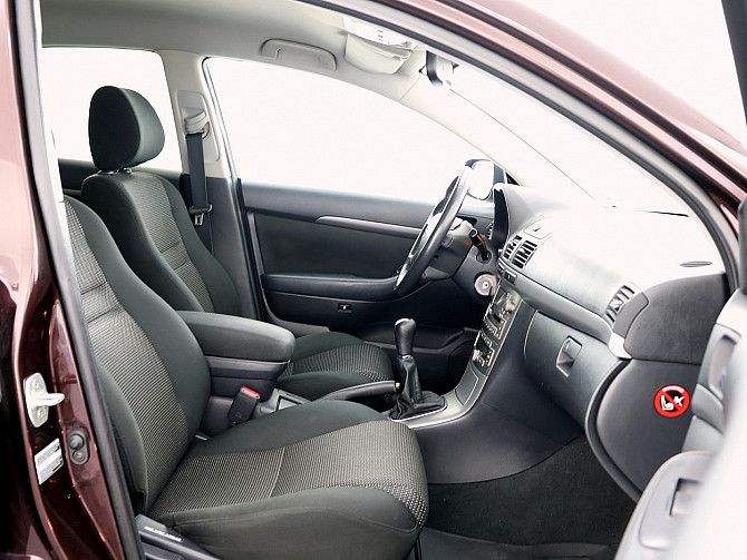 Toyota Avensis Linea Sol Facelift 1.8 95kW Tallina - foto 6