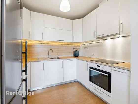2-room apartment for rent in the Premium Residential Project "Felicity Apartments".   A bright and w Рига