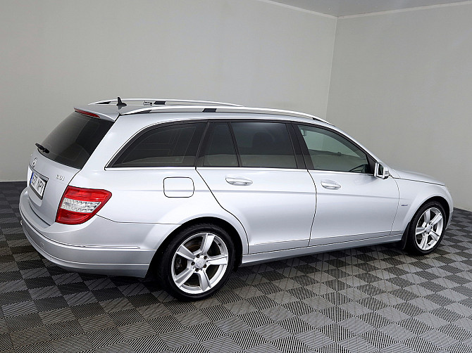 Mercedes-Benz C 220 Avantgarde ATM 2.1 CDI 125kW Таллин - изображение 3