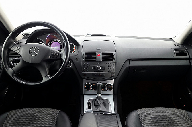 Mercedes-Benz C 220 Avantgarde ATM 2.1 CDI 125kW Таллин - изображение 5