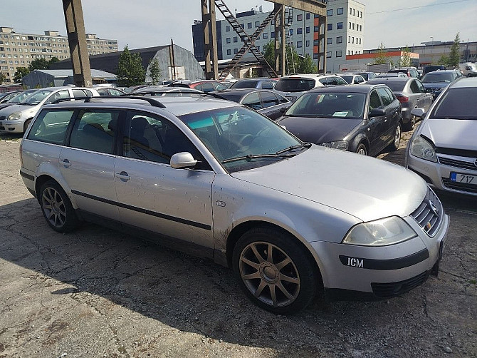Volkswagen Passat Comfortline 1.9 TDI 96kW Tallina - foto 1