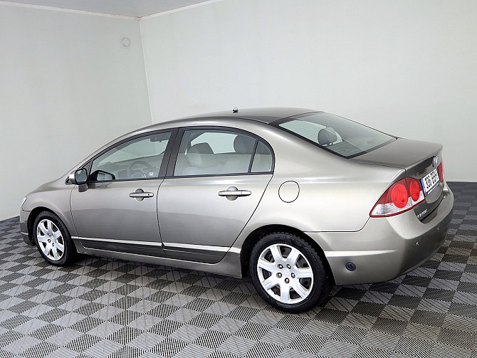 Honda Civic Elegance LPG ATM 1.8 103kW Tallina - foto 4