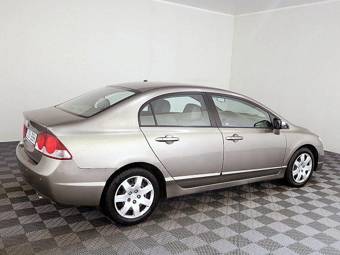 Honda Civic Elegance LPG ATM 1.8 103kW Tallina - foto 3