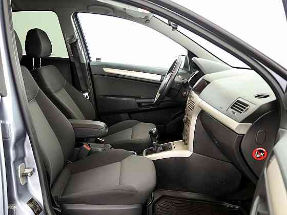 Opel Astra Elegance Facelift 1.6 85kW Tallina