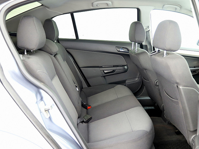 Opel Astra Elegance Facelift 1.6 85kW Tallina - foto 7