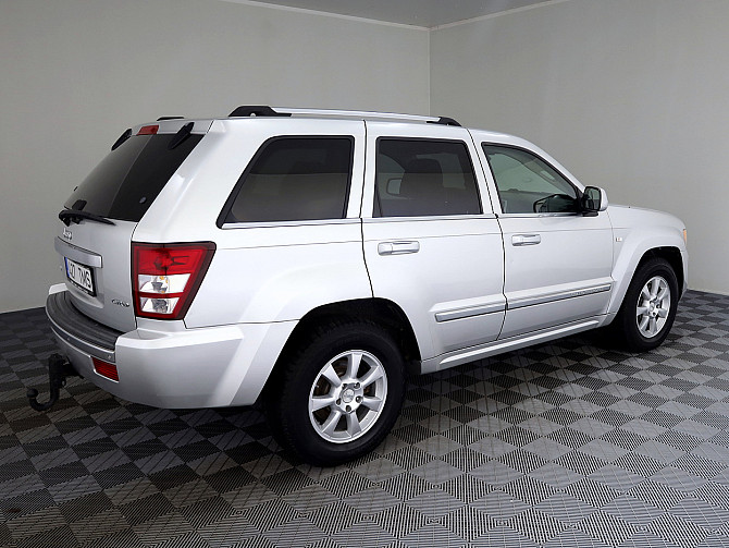 Jeep Grand Cherokee Overland Facelift ATM 3.0 CRD 160kW Tallina - foto 3