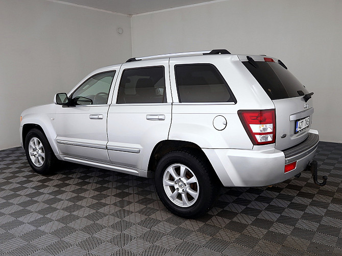 Jeep Grand Cherokee Overland Facelift ATM 3.0 CRD 160kW Tallina - foto 4