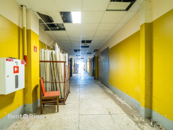 Neliela noliktava nomai industriālajā parkā Ziepniekkalnā, Rīgā  Piedāvājam nomai nelielu Rīga - foto 6
