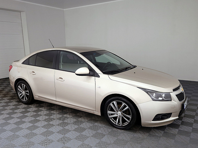 Chevrolet Cruze Comfort 1.8 104kW Tallina - foto 1