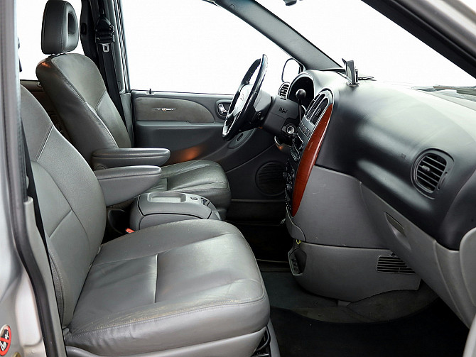 Chrysler Grand Voyager Luxury ATM 2.8 CRD 110kW Таллин - изображение 6