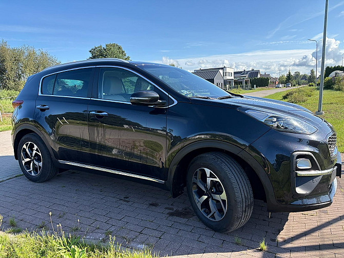 Īpašnieks pārdod Kia Sportage EX. Automašīna iegādāta jauna Latvijā pie oficiālā Kia dīlera.
 Kia... Rīga - foto 2
