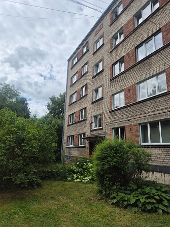 Gaišs un funkcionāls divistabu dzīvoklis Āgenskalna priedēs – zaļā vietā ar ērtu sabiedriskā... Rīga - foto 10