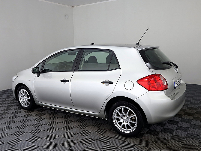 Toyota Auris Linea Sol 1.4 71kW Таллин - изображение 4