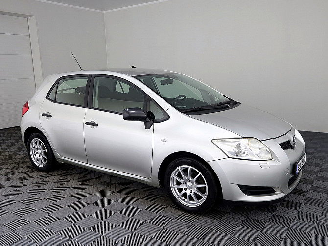 Toyota Auris Linea Sol 1.4 71kW Таллин - изображение 1