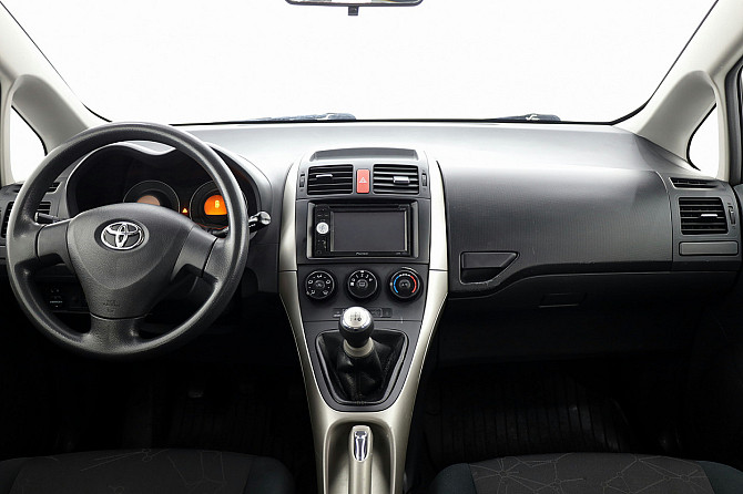 Toyota Auris Linea Sol 1.4 71kW Таллин - изображение 5