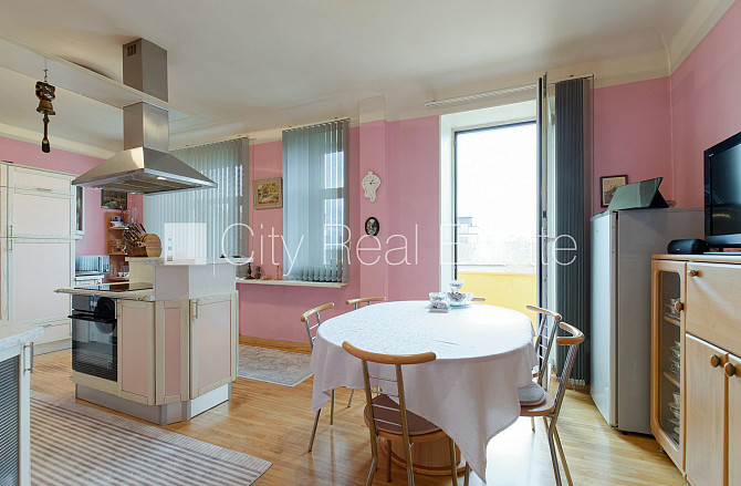 Fasādes māja, slēgts pagalms, vieta automašīnai, ir lifts, balkons, sauna, logi vērsti mājas Rīga - foto 13