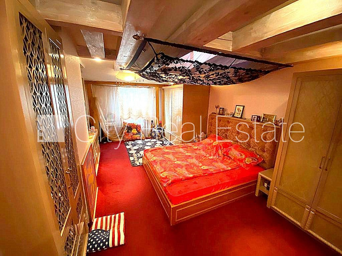 Fasādes māja, restaurēta māja, ieeja no ielas un pagalma, ir lifts, jumta terase, logi vērsti Rīga - foto 11