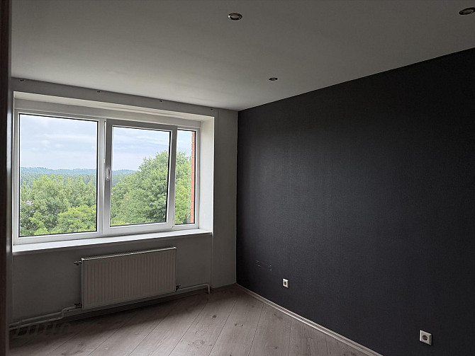 Dzīvokļa platība  54,7 m, tam ir balkons un slēdzams pagrabs.
Dzīvoklī ir veikta saskaņota pārbūve,  Тукумс и район - изображение 1