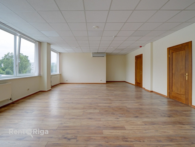 Iznomā biroja telpas Latgales ielā 250  Tiek iznomātas plašas un funkcionālas biroja telpas Rīga - foto 9