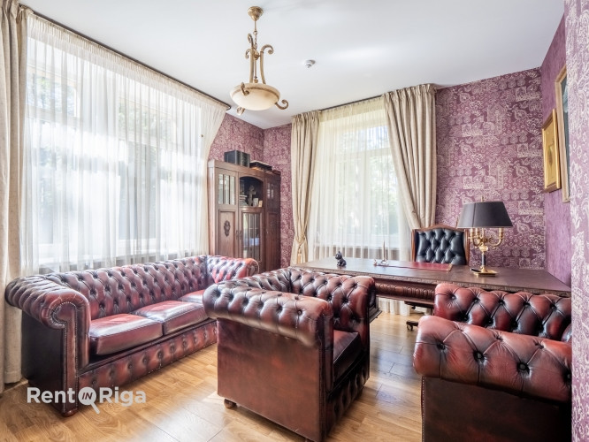 An elegant brick private house for rent in one of Rigas most sought-after neighborhoods  Mežaparks.  Рига - изображение 9