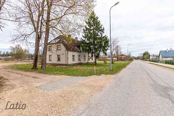 Pārdošanā tiek piedāvāts nekustamais īpašums klusā un zaļā privātmāju apbūves teritorijā Siguldā, Nā Sigulda