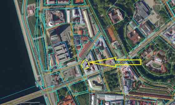 Izīrē gaišas un plašas biroja telpas ar skatu uz Daugavu, Citadeles ielā 2a, Rīgā  Tiek piedāvātas 2 Рига