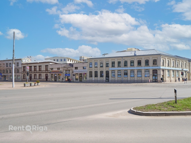 Pārdošanā ienesīgs ēku komplekss Rīgas centrā ar stabilu naudas plūsmu.  Piedāvāju Rīga - foto 3