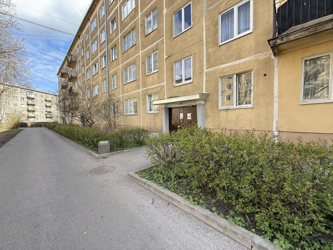 Pārdod mājīgu 2 istabu dzīvokli Juglā, Rīga.  Piedāvājumā gaišs, silts un ļoti mājīgs Rīga - foto 1