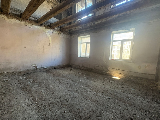 Investīciju objekts Rīgas centrā ar attīstības potenciālu  Pārdod ēku ar zemi K. Milenbaha Rīga - foto 6