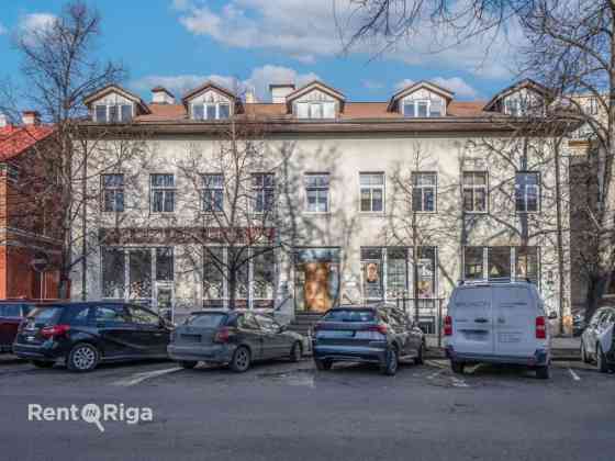 Продаётся полностью сданное в аренду доходное здание в центре Риги  ул. Стабу, 35 Rīga