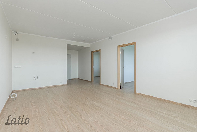 Pārdošanā funkcionāls un kvalitatīvi izbūvēts 3 istabu dzīvoklis modernā dzīvojamā Rīga - foto 3