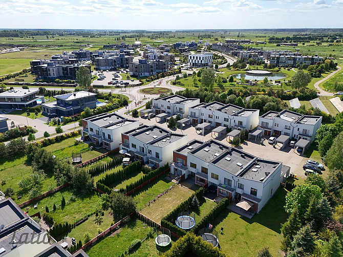 Pieejams no 06.2026.

Pārdošanā pieejamas dažādas rindu mājas ekskluzīvajā Salienas Rīgas rajons - foto 2