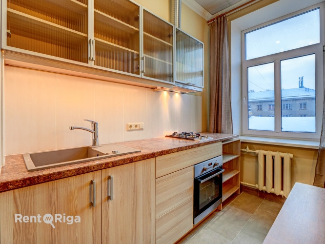 Ilgtermiņa īres piedāvājums centrā, Brīvības ielā pie Pērnavas ielas: mēbelēts Rīga - foto 4