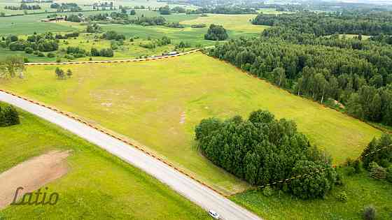 Pārdod lielisku 5,1 ha zemes gabalu gleznainā vietā, tikai dažu minūšu attālumā no Talsiem. Ideāla v Талси и район