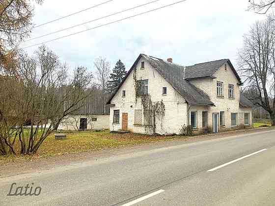 Investīciju objekts | Ziemeļvidzemē, Valkas novadā, Kārķos | ēka 290.9 m2 | zeme 1924 m2 
Pārdod īpa Valka un novads