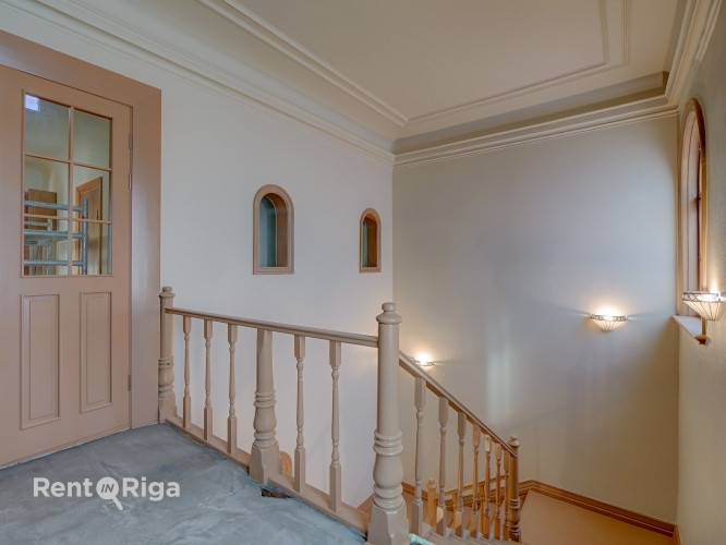 Iznomā telpas vēsturiskā namā Elizabetes ielā, pretī Esplanādes parkam.  Nomai tiek Rīga - foto 5
