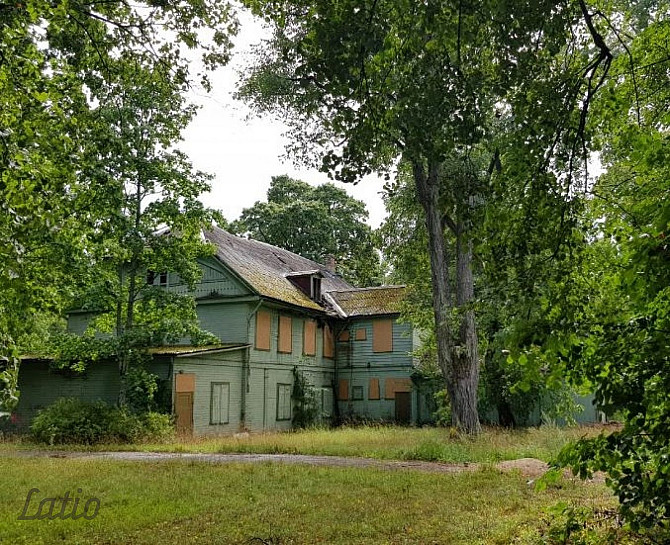 Pārdod zemi ar ēku, kurai nepieciešama rekonstrukcija. Patreiz tiek izstrādāts projekts 12 Jūrmala - foto 1