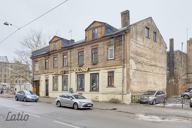 Plašs dzīvoklis pašā Rīgas centrā, 75 kv.m  , 2/2 st., koka māja, 3 istabas, duša, WC dzīvoklī, ir k Рига - изображение 1