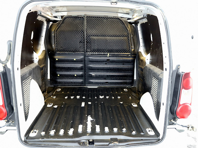 Peugeot Partner Van Facelift 1.6 HDI 55kW Таллин - изображение 8