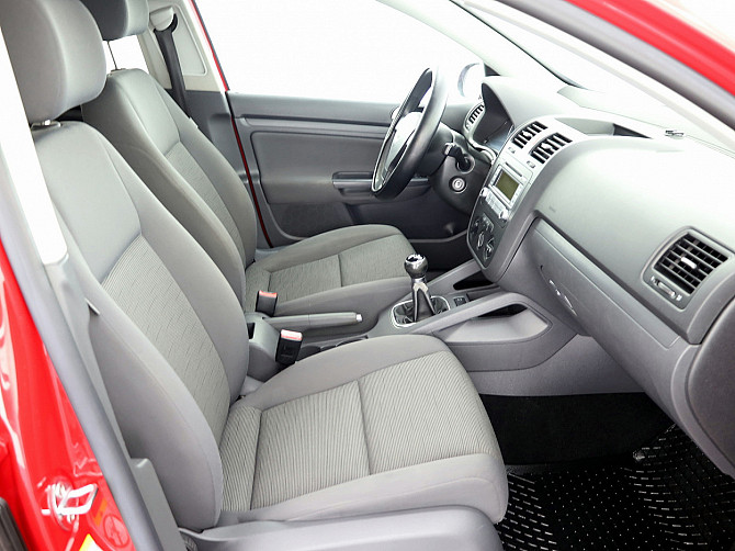 Volkswagen Golf Comfortline 1.6 75kW Таллин - изображение 6
